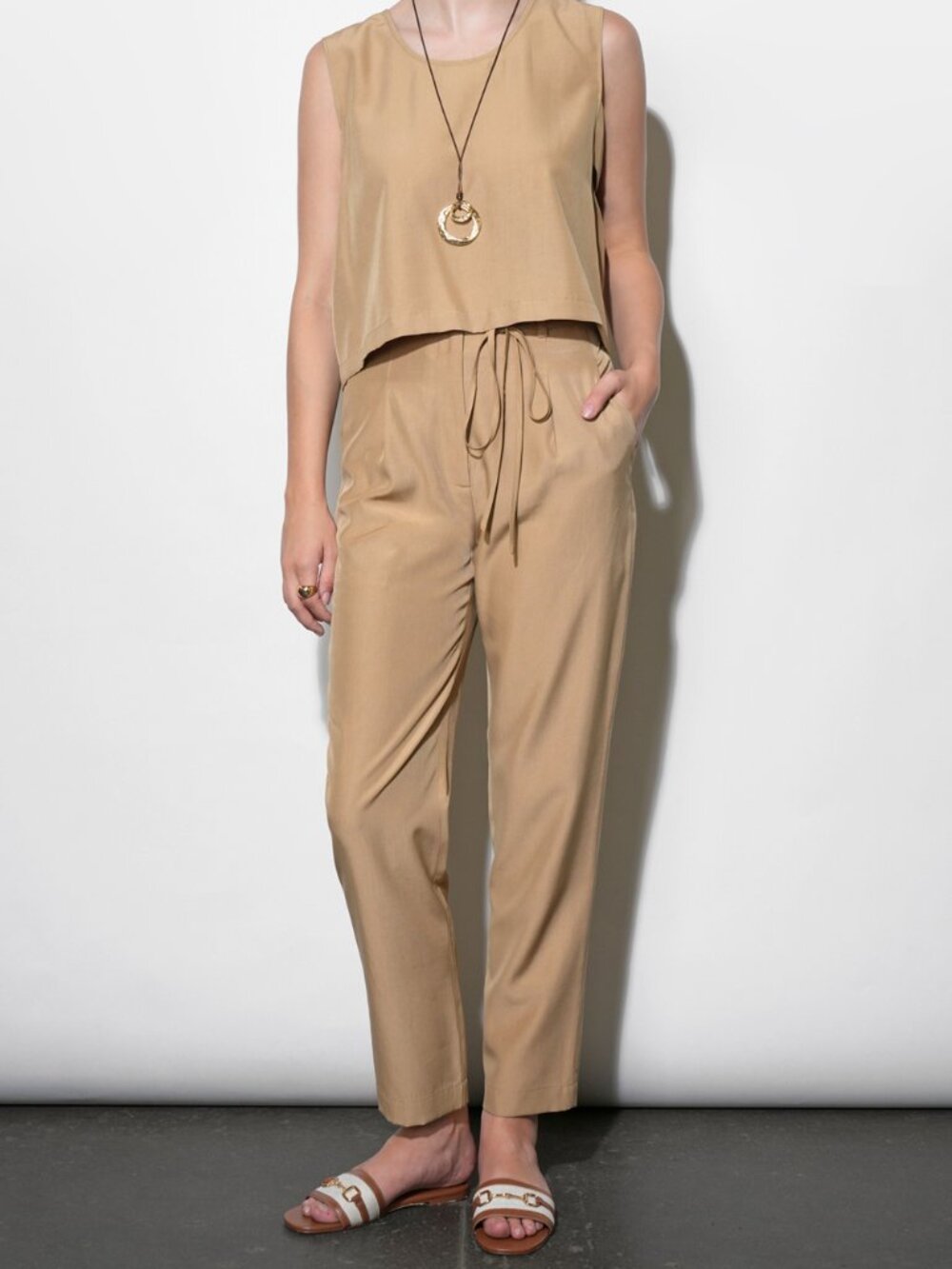 Greylin Zoey Side Button Top with Styled Pans Set